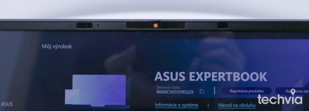 displej ASUS ExpertBook B9 OLED